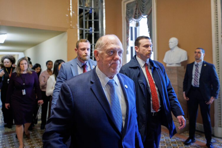 White House Officials, Senators Meet On DHS Shutdown